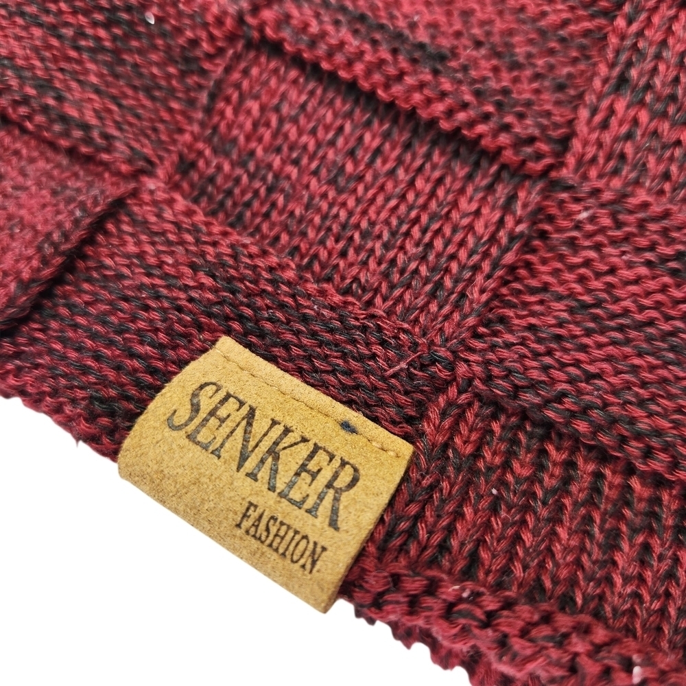 Senker Red Black Knit Beanie Fleece Lined - Picture 2 of 5